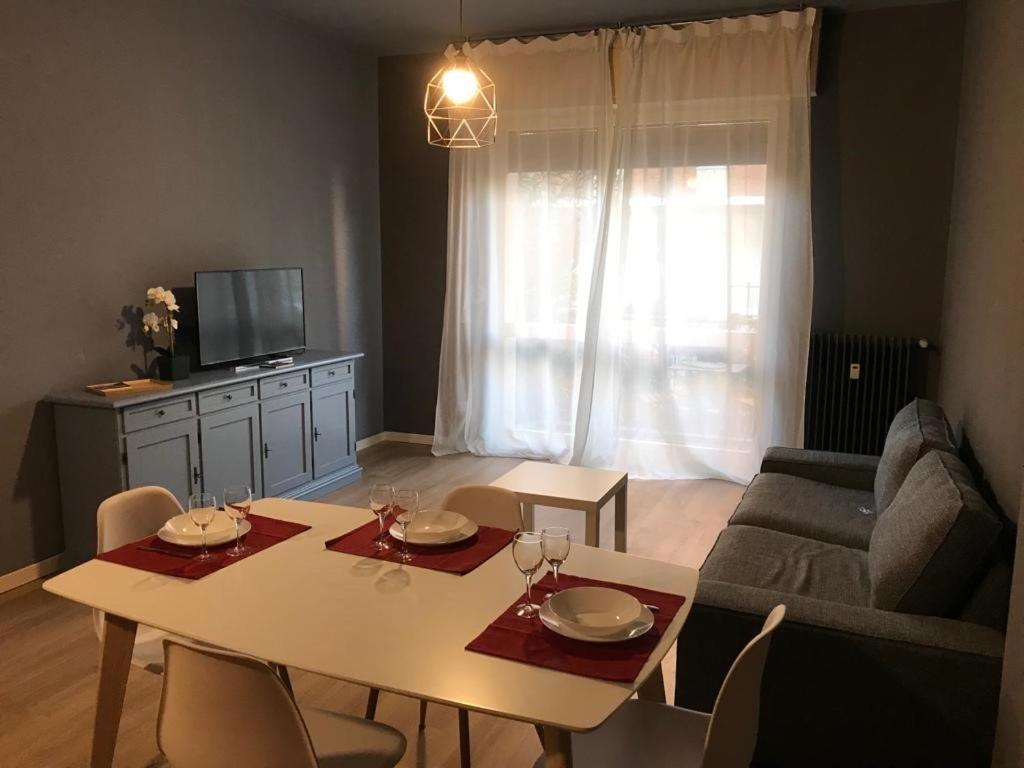 La Casa Di Anna, Appartamento Trilocale Con Balcone E Garage Brescia megye Kültér fotó